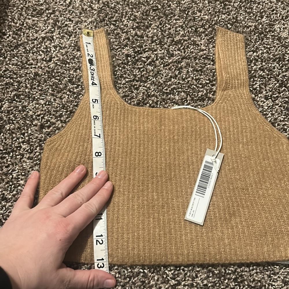 NWT Everlane The Cozy Stretch Tank Crop Camel XS - Picture 6 of 9